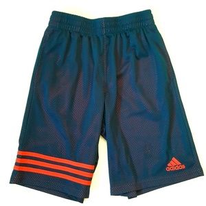 Boy's Adidas basketball shorts size L 14/16